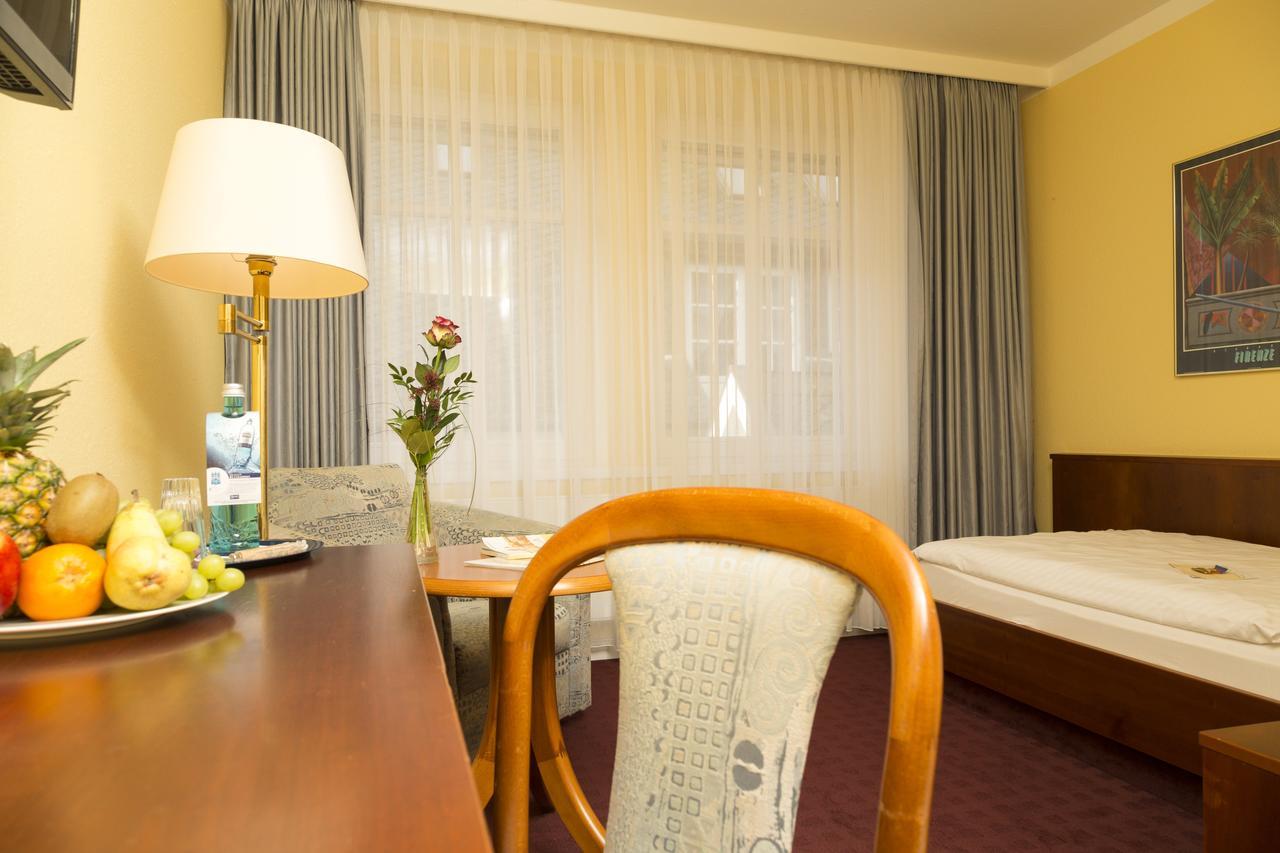 Ringhotel Residenz Віттмунд Екстер'єр фото